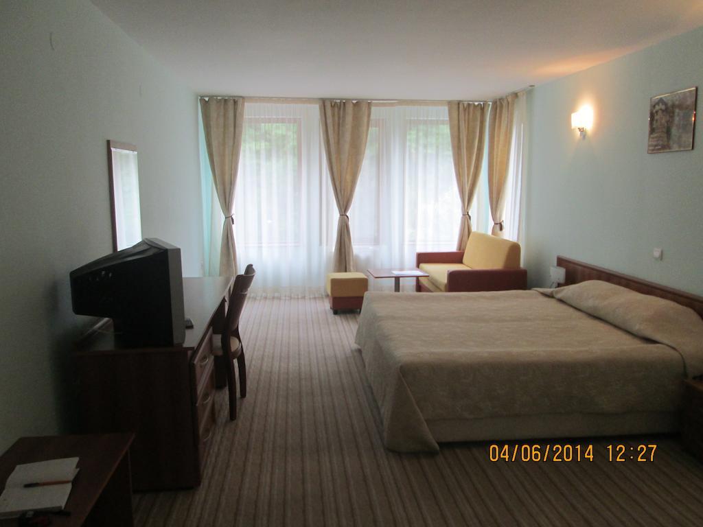 Fisherman'S Hut Family Hotel Beden ห้อง รูปภาพ